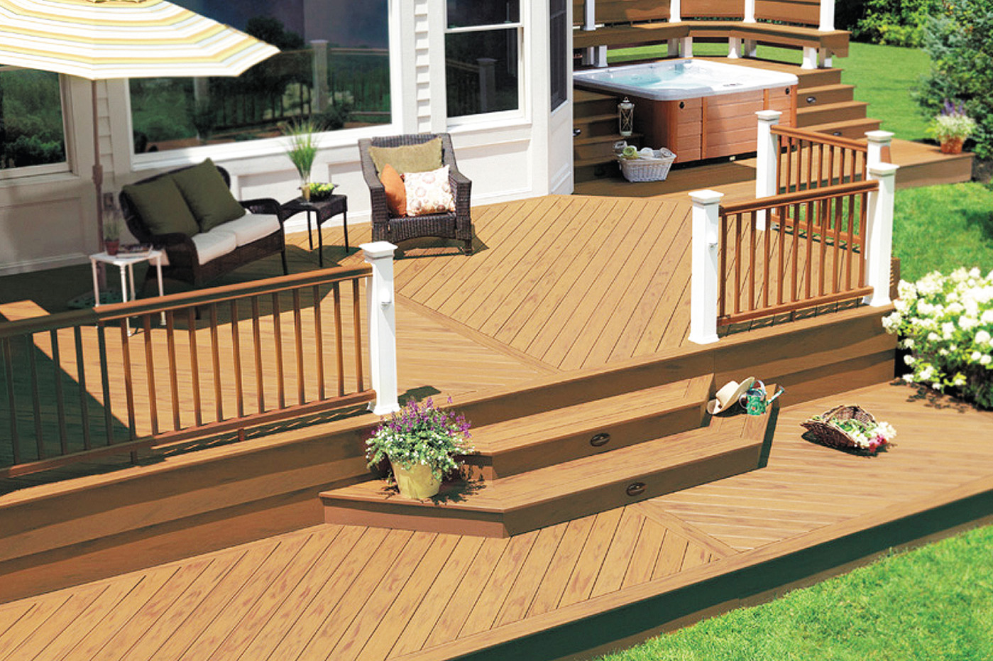 Solid vs Hollow WPC Decking – Which Is Better for Australia?