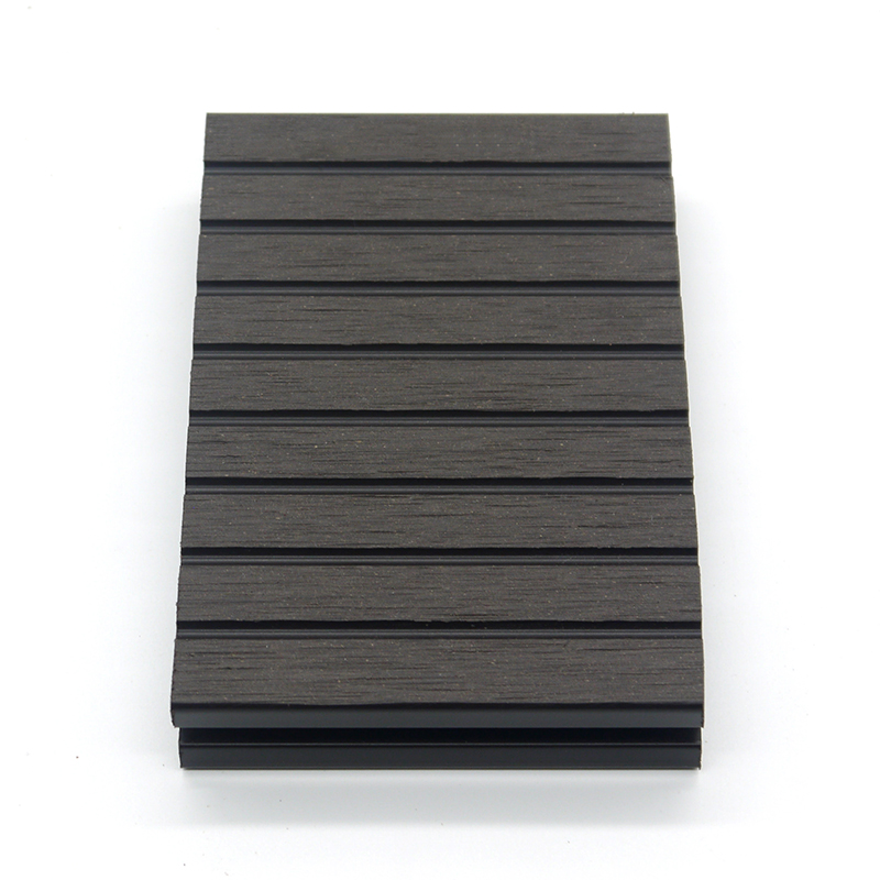 Square Hole Wood Plastic Composite Waterproof No Cracking Outdoor WPC Decking