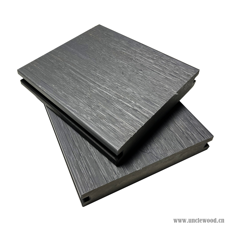 Solid WPC Terrace WPC Flooring Capped Wood Fiber Waterproof Outdoor Composite Decking Anti-slip